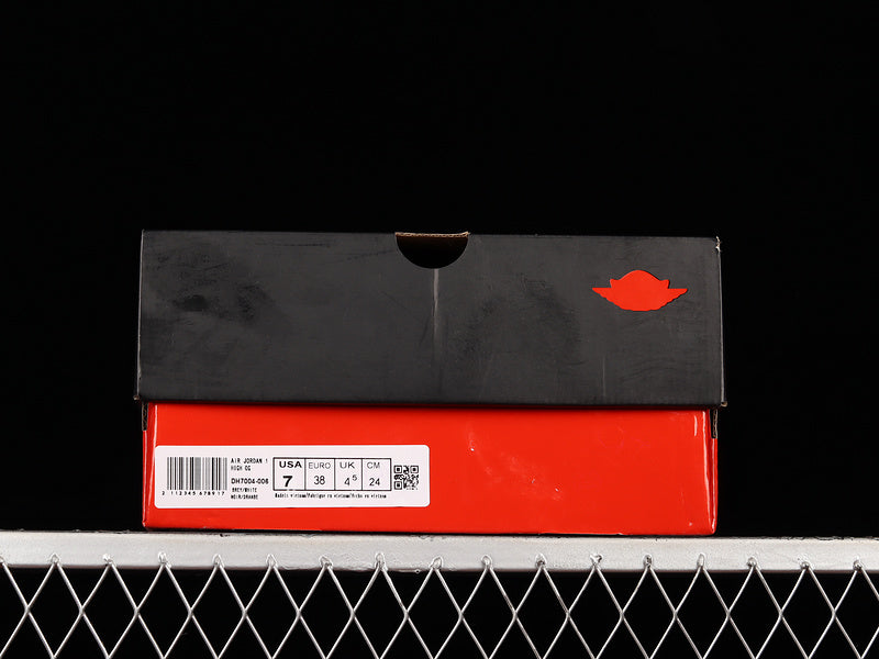 Jordan 1 Elevate Low
Dark Grey Varsity Red