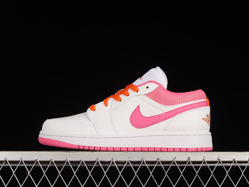 Jordan 1 Low
Pinksicle Orange (GS)