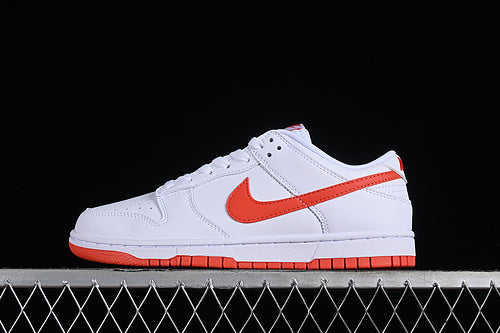 Nike Dunk Low Retro
White Picante Red