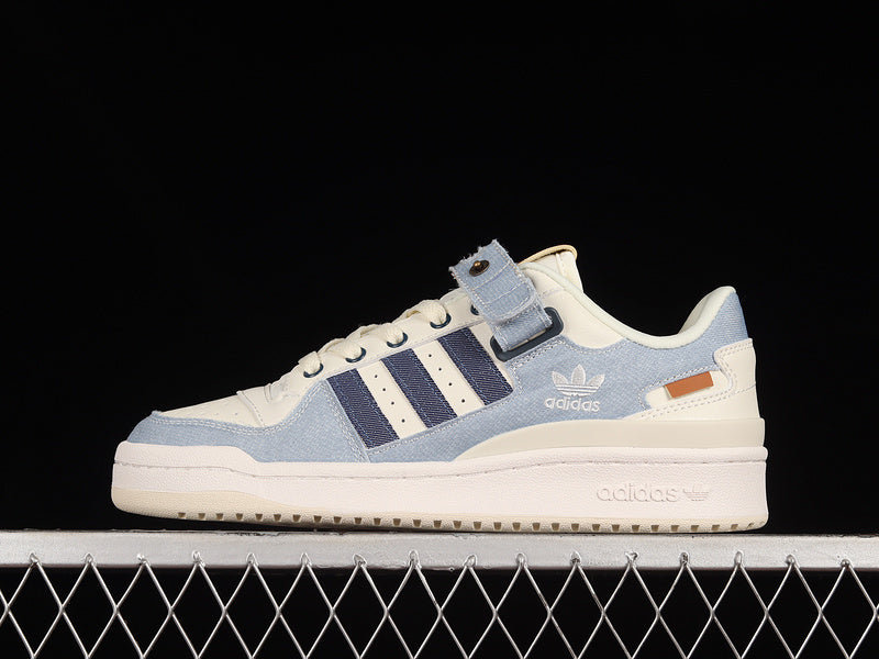 adidas Forum Low
Blue Cloud White