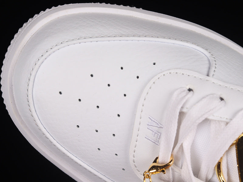 Nike Air Force 1 Low PLT.AF.ORM
Bling White Metallic Gold
