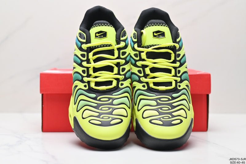 Nike Air Max Plus Drift
Light Lemon Twist