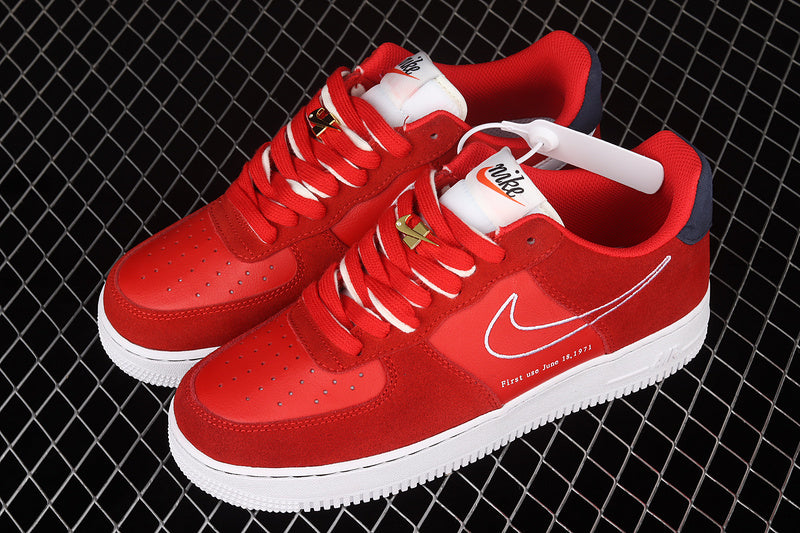 Nike Air Force 1 Low
First Use University Red