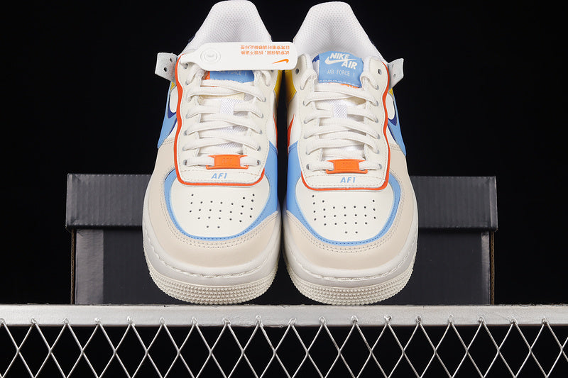 Nike Air Force 1 Low Shadow
Sail Game Royal Rush Orange University Blue