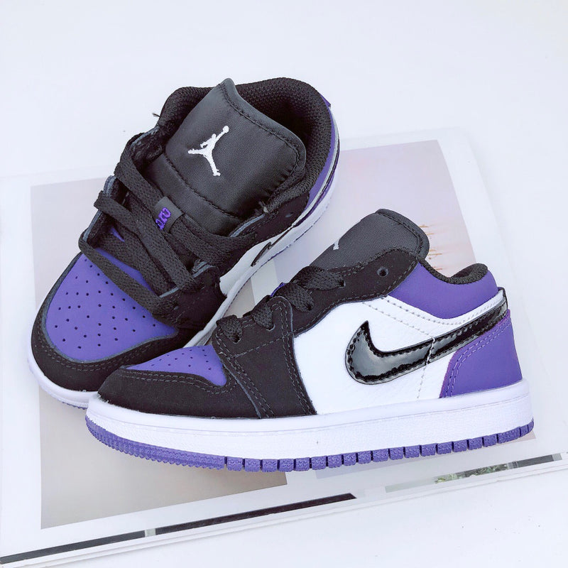 Jordan 1 Low
Court Purple Kids