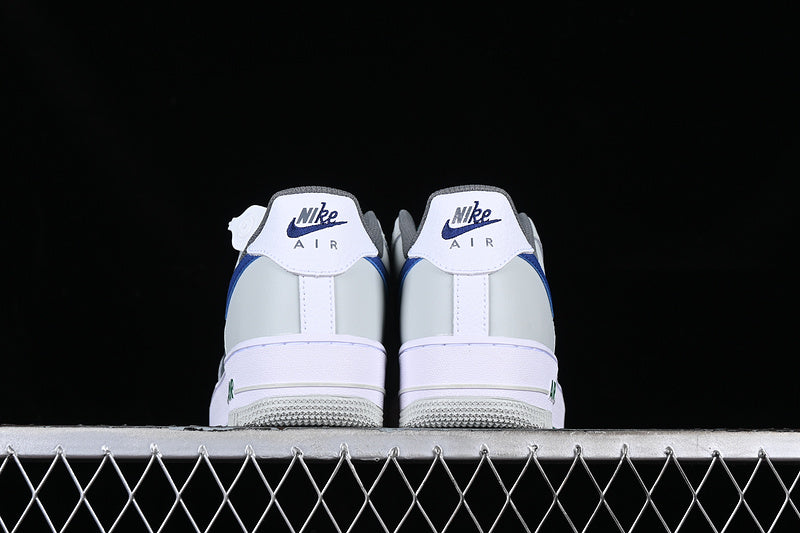 Nike Air Force 1 Low '07 LV8
Split Light Silver Deep Royal Blue