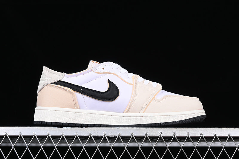 Jordan 1 Retro Low OG EX
Coconut Milk