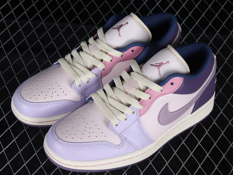 Jordan 1 Low
Pastel Purple