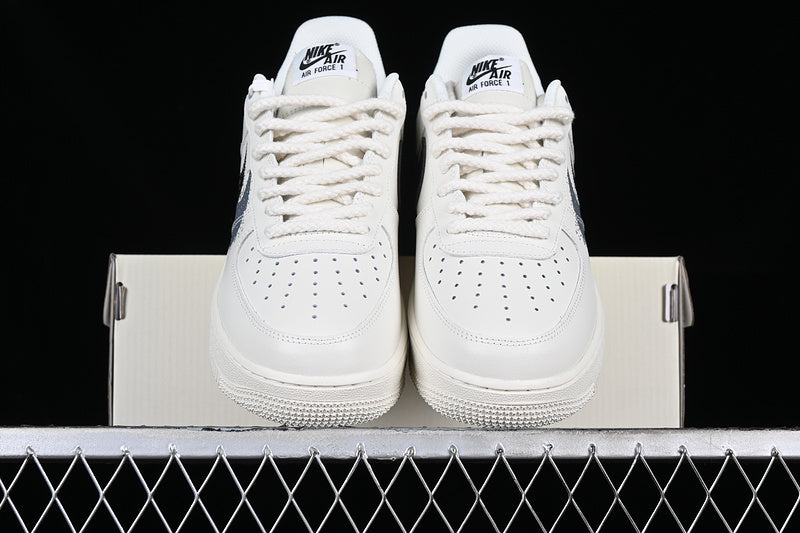 Nike Air Force 1 Low '07
Spray Paint Swoosh White Black Grey