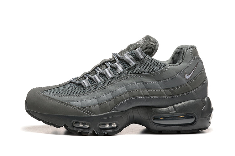 Nike Air Max 95 Essential
Cool Grey