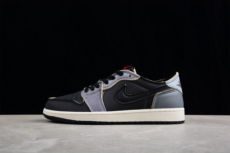 Jordan 1 Low OG EX
Black Smoke Grey