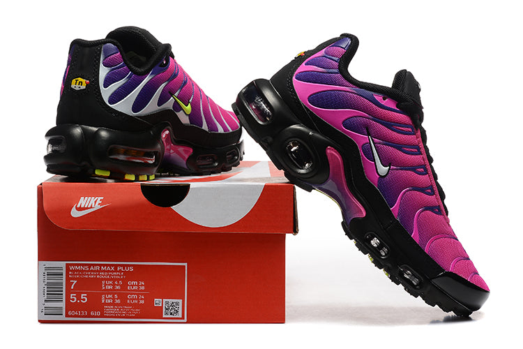 Nike Air Max Plus
Rebellious Air Fireberry