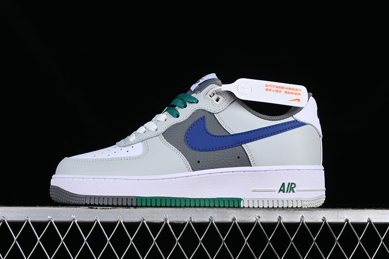 Nike Air Force 1 Low '07 LV8
Split Light Silver Deep Royal Blue