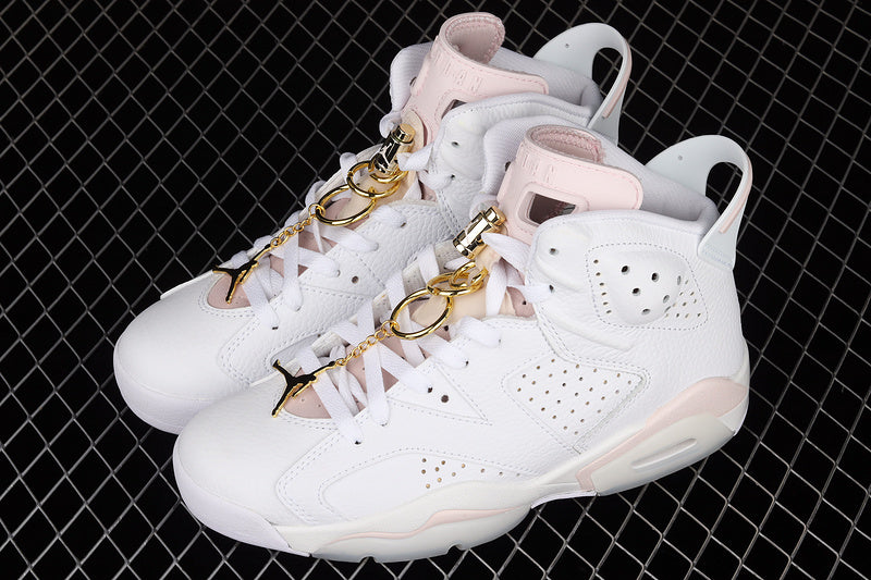 Jordan 6 Retro
Gold Hoops