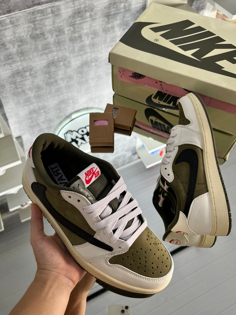 Travis Scott x Air Jordan 1 Low OG Medium Olive