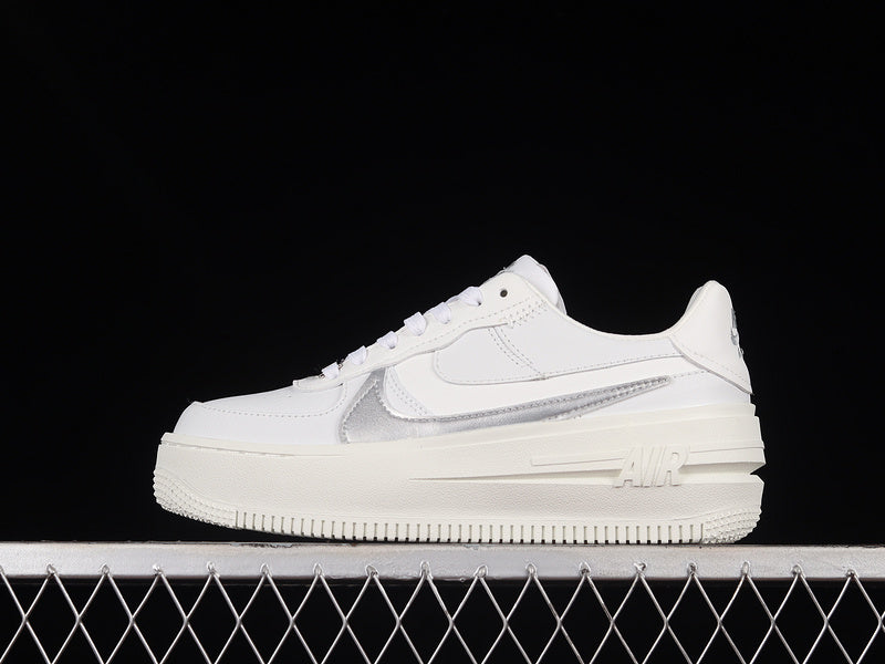 Nike Air Force 1 PLT.AF.ORM
Summit White Metalic Silver