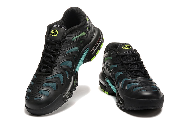 Nike Air Max Plus Drift
Black Volt