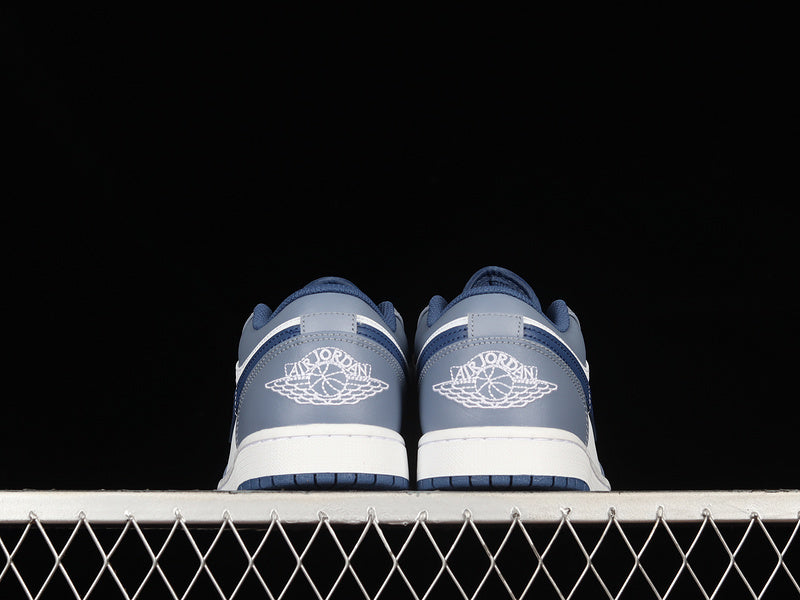 Jordan 1 Low
Slate Blue Navy (GS)