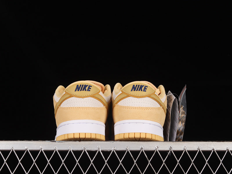 Nike Dunk Low
Celestial Gold Suede