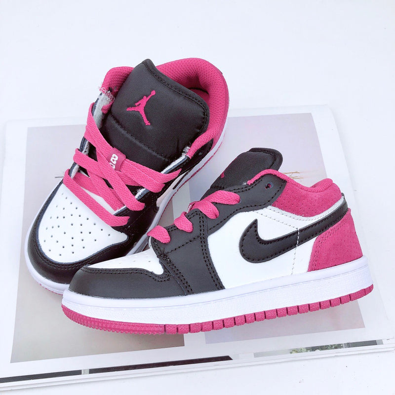 Jordan 1 Low
Pink Kids