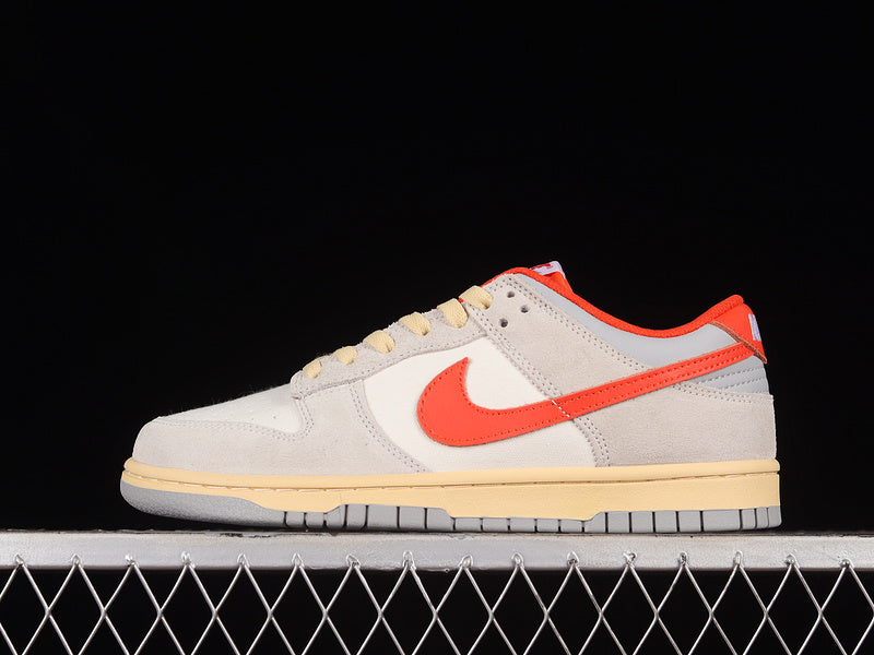 Nike Dunk Low
Athletic Department Picante Red