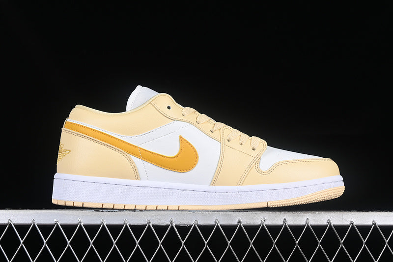 Jordan 1 Low
Sail Yellow Ochre