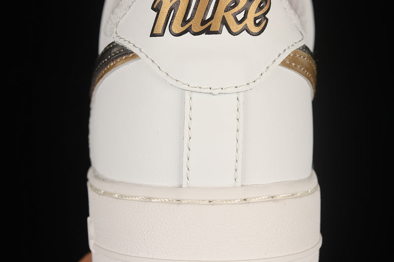 Nike Air Force 1 LV8
Double Swoosh Silver Gold (GS)