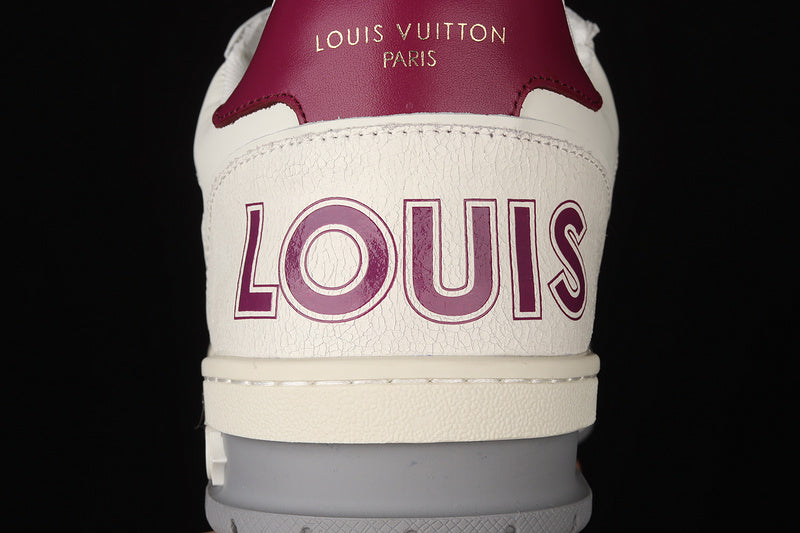 Louis Vuitton Trainer
Violet Mesh