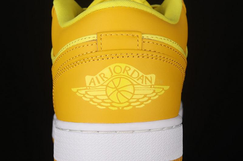 Jordan 1 Low
Yellow Strike