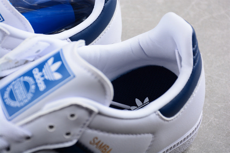 SAMBA ADV CLOUD WHITE/SHADOW NAVY/CLOUD WHITE