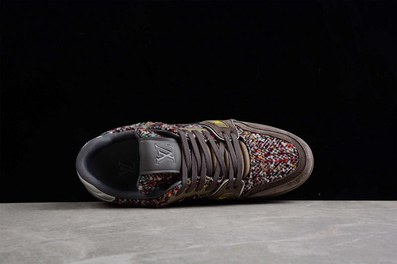 Louis Vuitton Trainer
Grey Multicolor