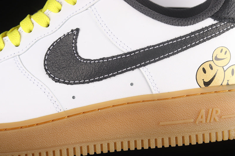 Nike Air Force 1 Low '07 LV8
Go The Extra The Smile (GS)