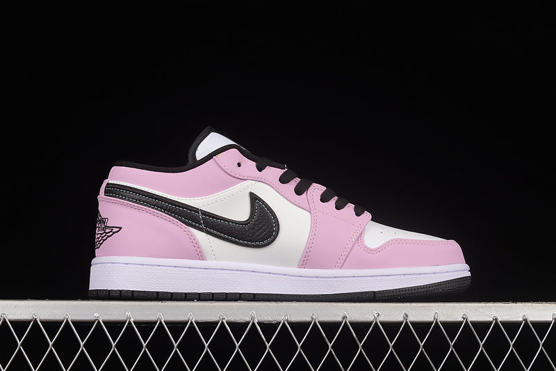 Jordan 1 Low SE
Violet Shock White Black