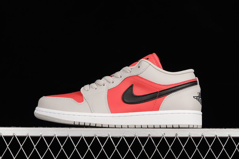 Jordan 1 Retro Low
Light Iron Ore Siren Red