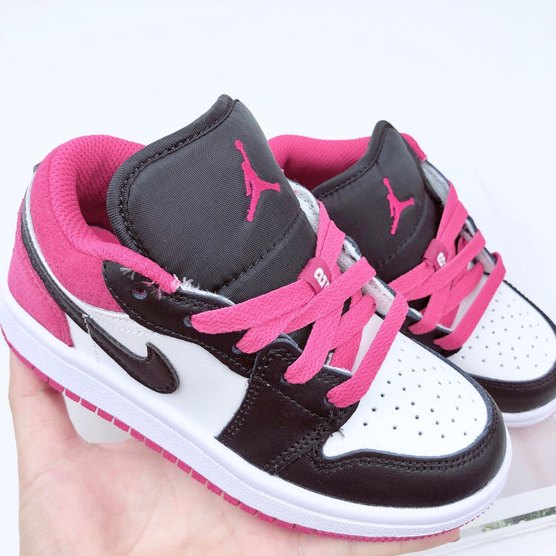 Jordan 1 Low
Pink Kids