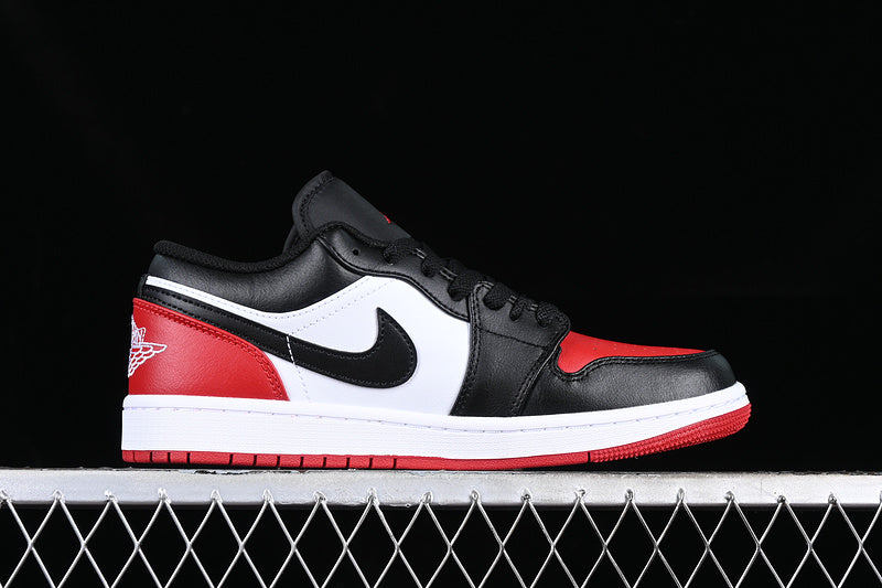 Jordan 1 Low
Bred Toe 2.0