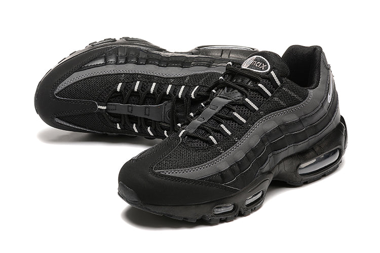 Nike Air Max 95
Black Sequoia