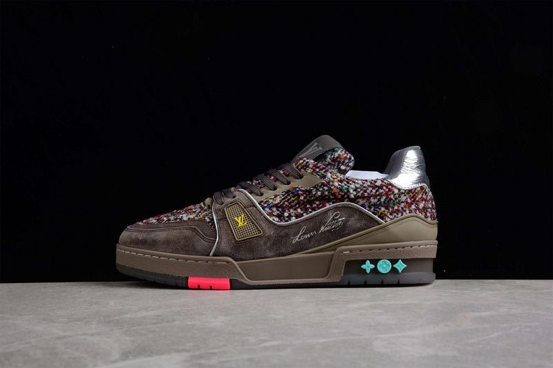 Louis Vuitton Trainer
Grey Multicolor