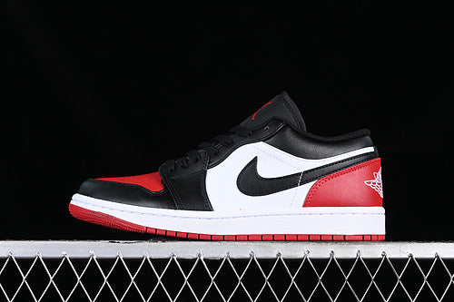 Jordan 1 Low
Bred Toe 2.0