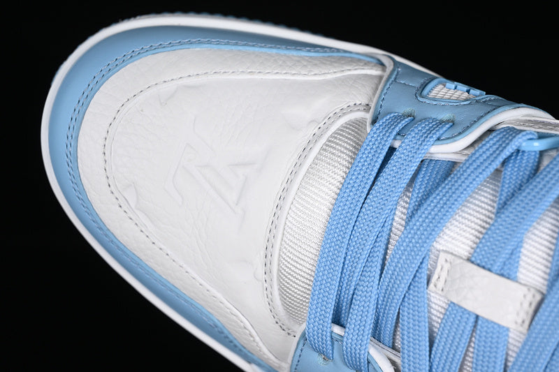 Louis Vuitton Trainer Low
White Sky Blue