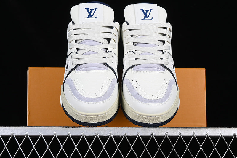 Louis Vuitton Trainer
Marine White