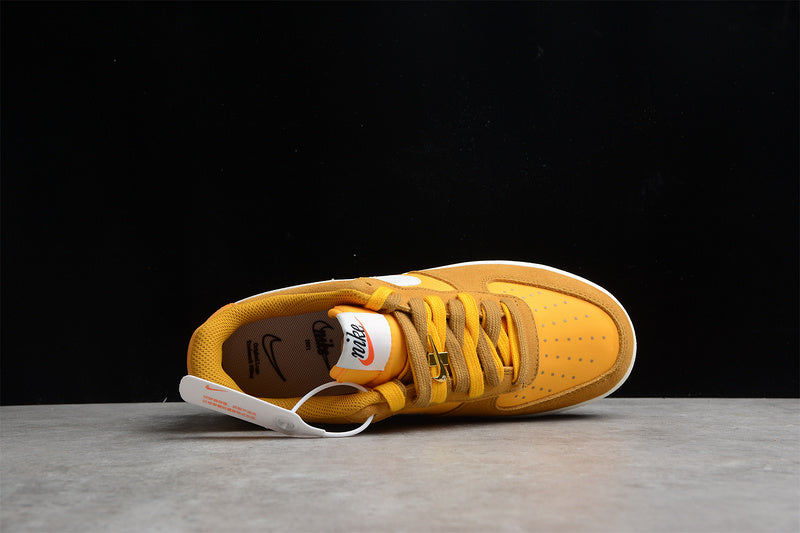 Nike Air Force 1 Low '07
First Use University Gold