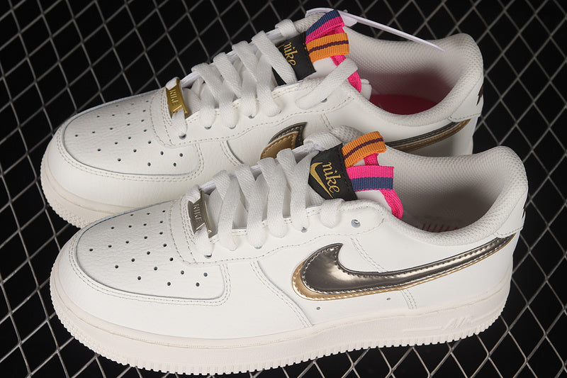 Nike Air Force 1 LV8
Double Swoosh Silver Gold (GS)