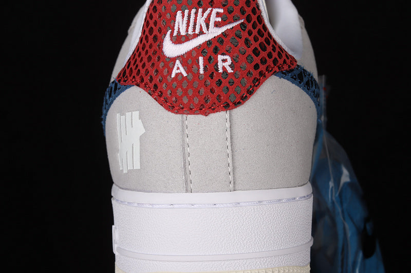 Nike Air Force 1 Low SP
Undefeated 5 On It Dunk vs. AF1