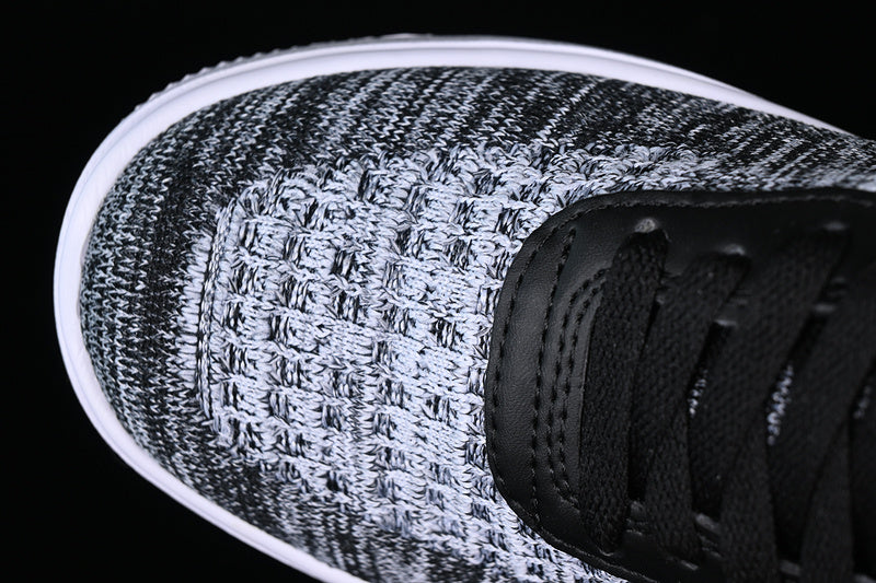 Nike Air Force 1 Flyknit 2.0
Oreo (GS)