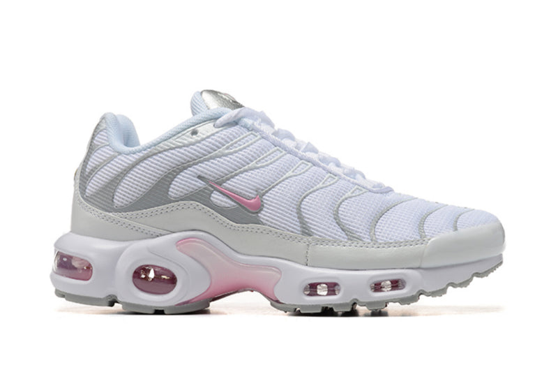 Nike Air Max Plus
White Grey