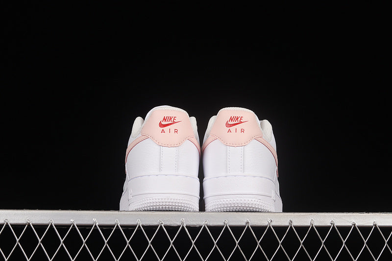 Nike Air Force 1 Low
Pale Coral