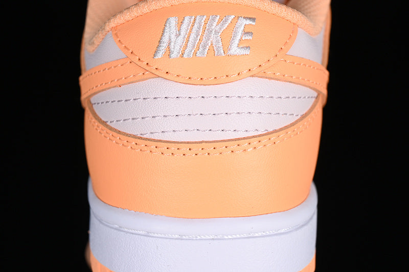 Nike Dunk Low
Peach Cream