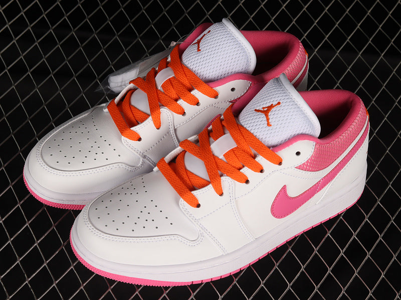 Jordan 1 Low
Pinksicle Orange (GS)