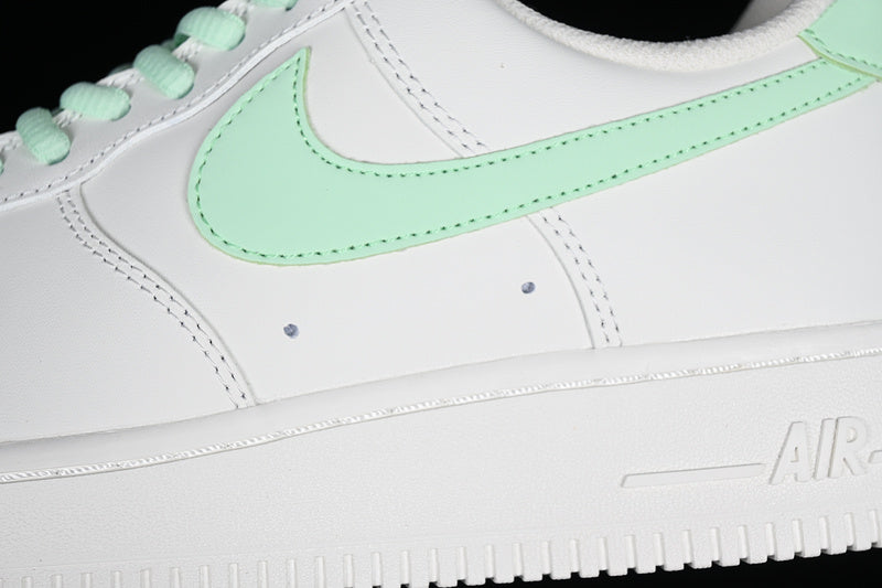 Nike Air Force 1 Low
Mint Swoosh (GS)